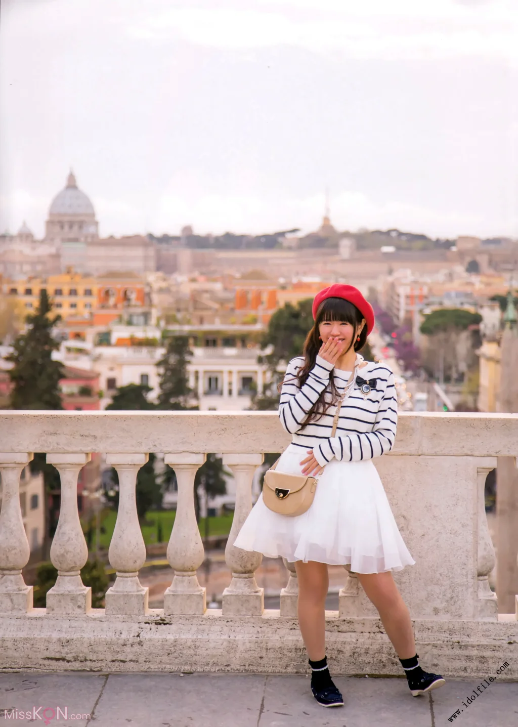 [JP] Ayana Taketatsu (竹達彩奈): 写真集 「あやちさん in ITALY」 (109 photos) – Page 2