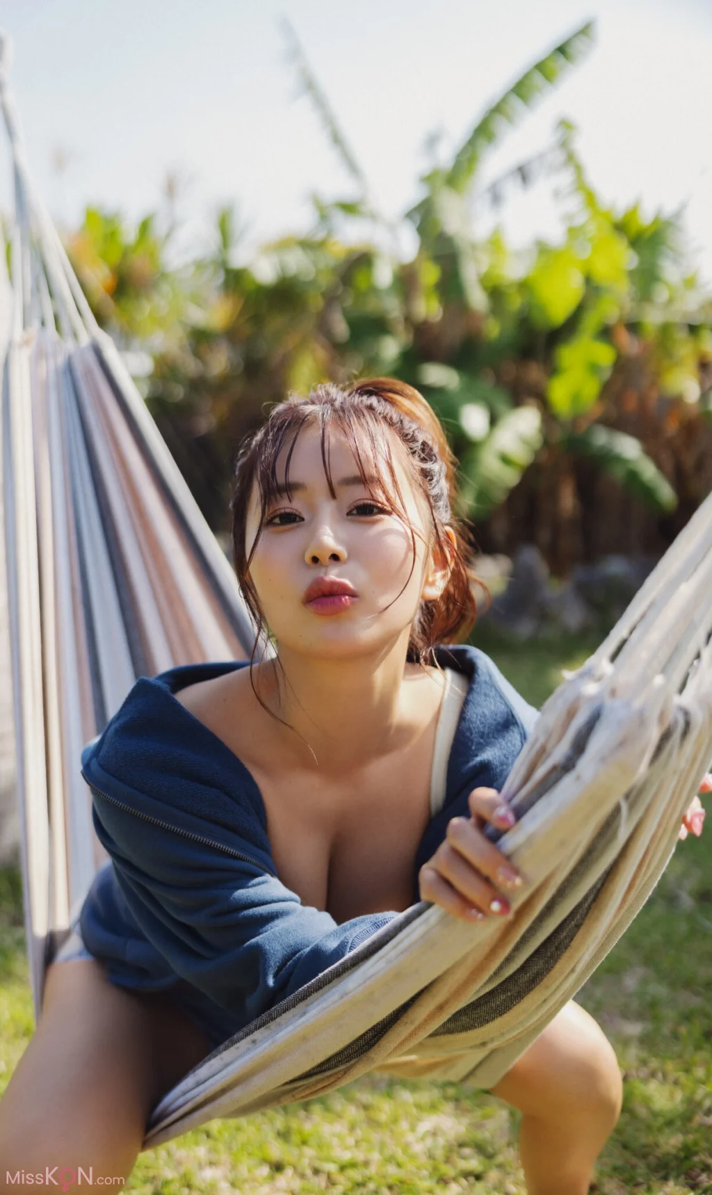 [JP] Yuka Iguchi (井口裕香): 写真集 MORE MORE MORE -Another Side- (カドカワエンタメムック) (94 photos) – Page 2