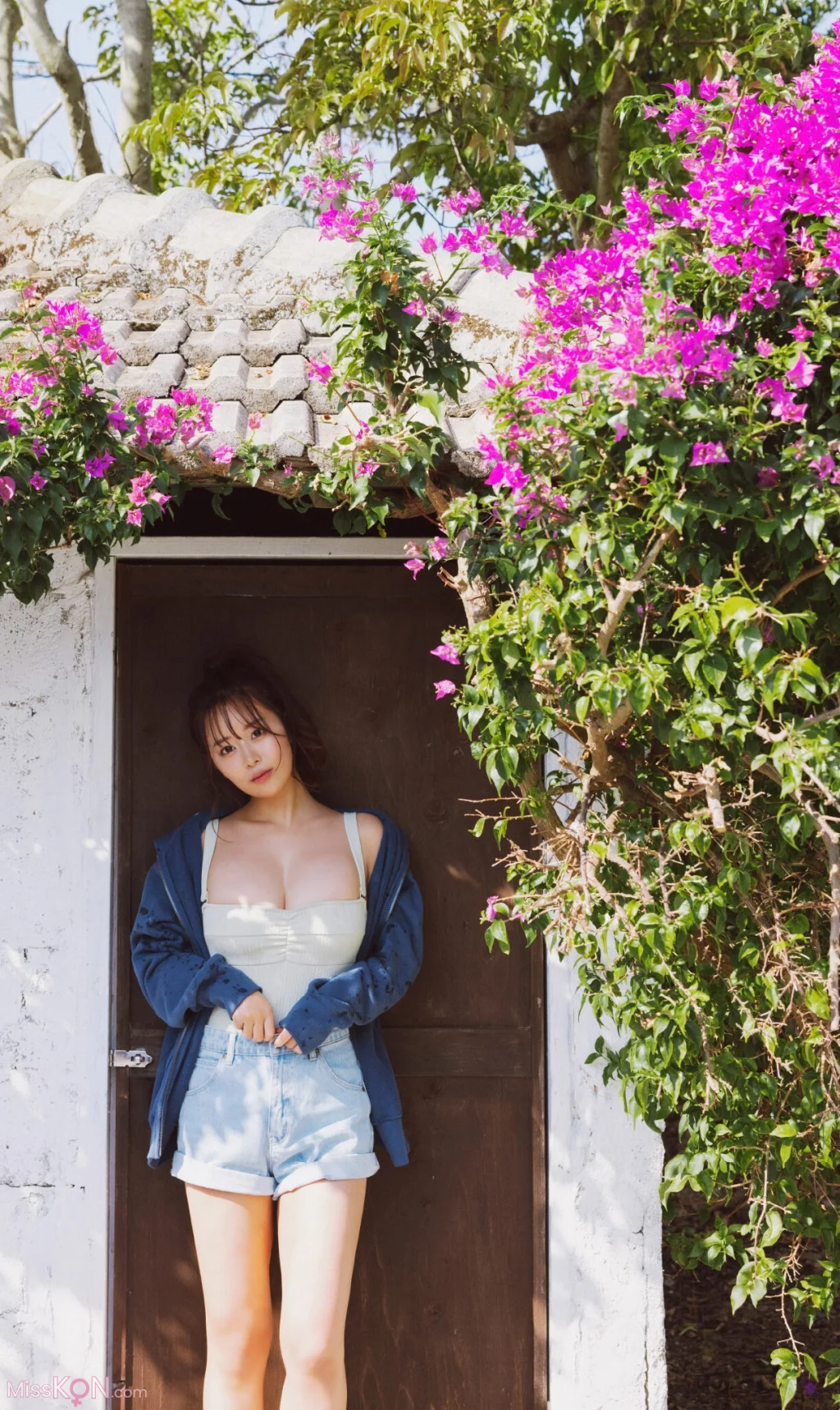 [JP] Yuka Iguchi (井口裕香): 写真集 MORE MORE MORE -Another Side- (カドカワエンタメムック) (94 photos) – Page 2