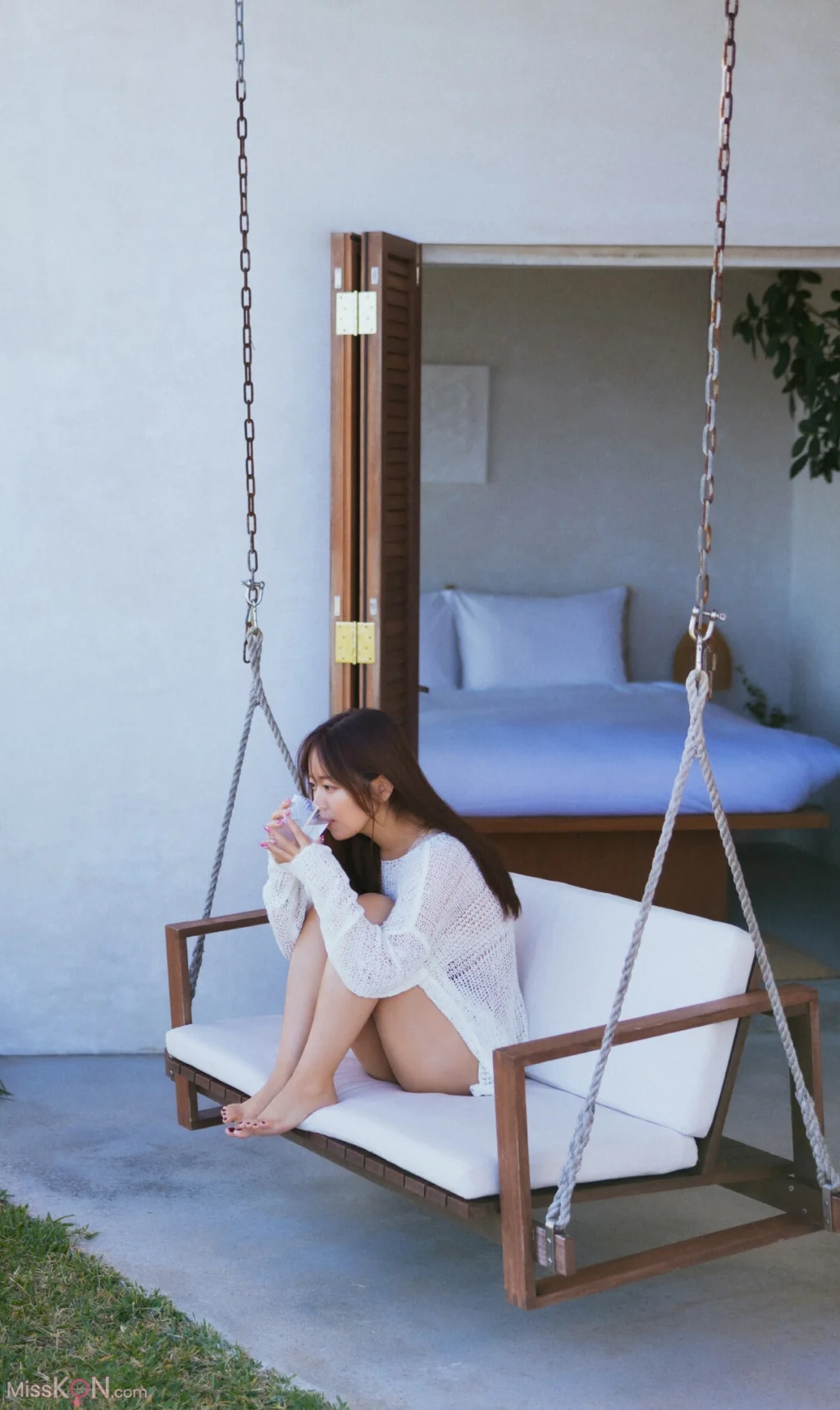 [JP] Yuka Iguchi (井口裕香): 写真集 MORE MORE MORE -Another Side- (カドカワエンタメムック) (94 photos) – Page 3