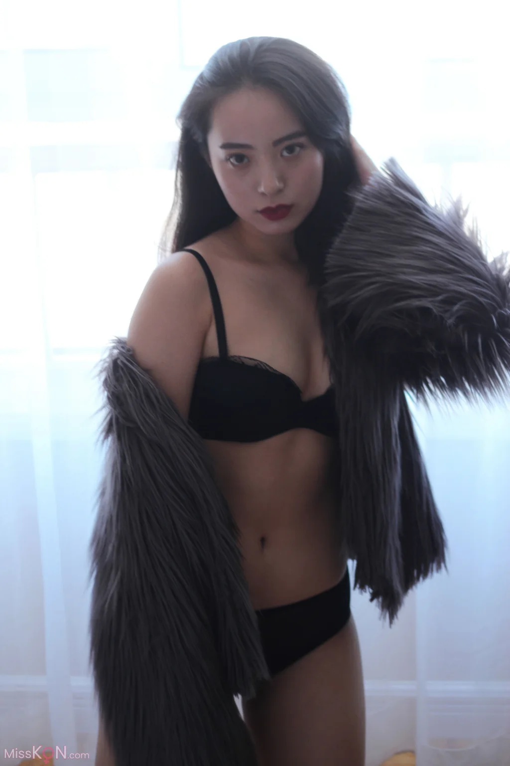 [Private Photoshoot] 白茹雪: 午后窗台 (67 photos) – Page 4