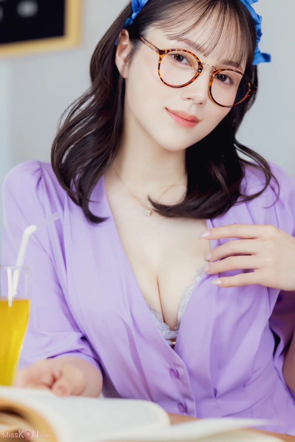 [JP] Suzumori Remu (涼森れむ): FRIDAYデジタル写真集 White Sun (68 photos) – Page 2