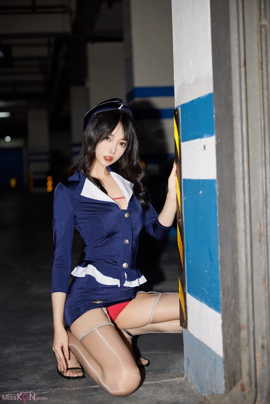 [内购无水印] 玥儿玥er: 秀人网模特 性感制服 (93 photos)