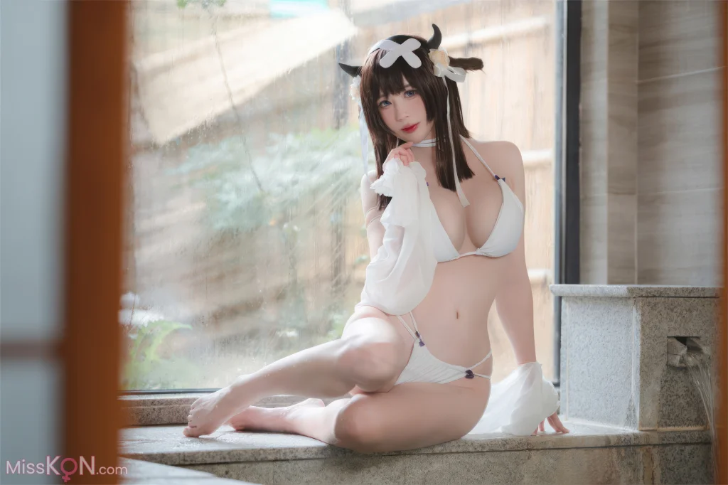 Coser@西园寺南歌: 碧蓝航线-樫野比基尼 (30 photos)