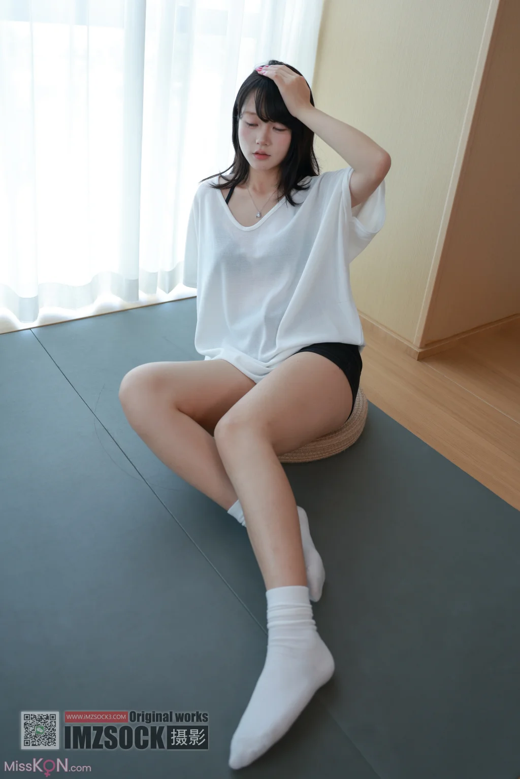 [MZSOCK爱美足] No.347: 琛琛 (212 photos + 1 video) – Page 2