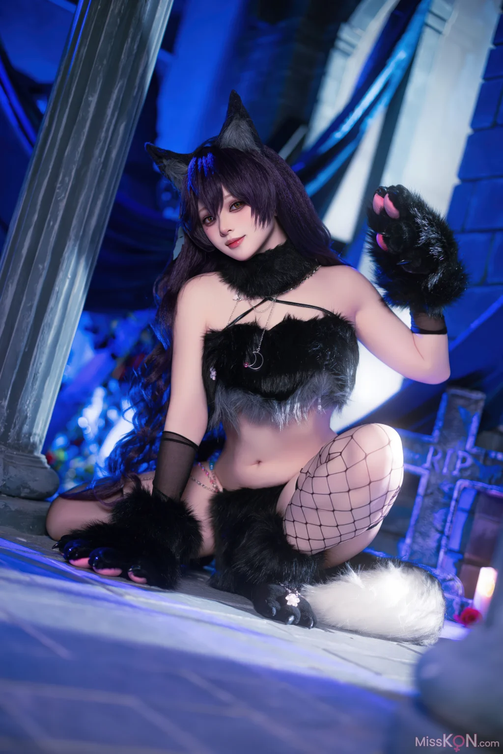 Coser@屿鱼: 碧蓝航线 爱宕 狼人 (51 photos)