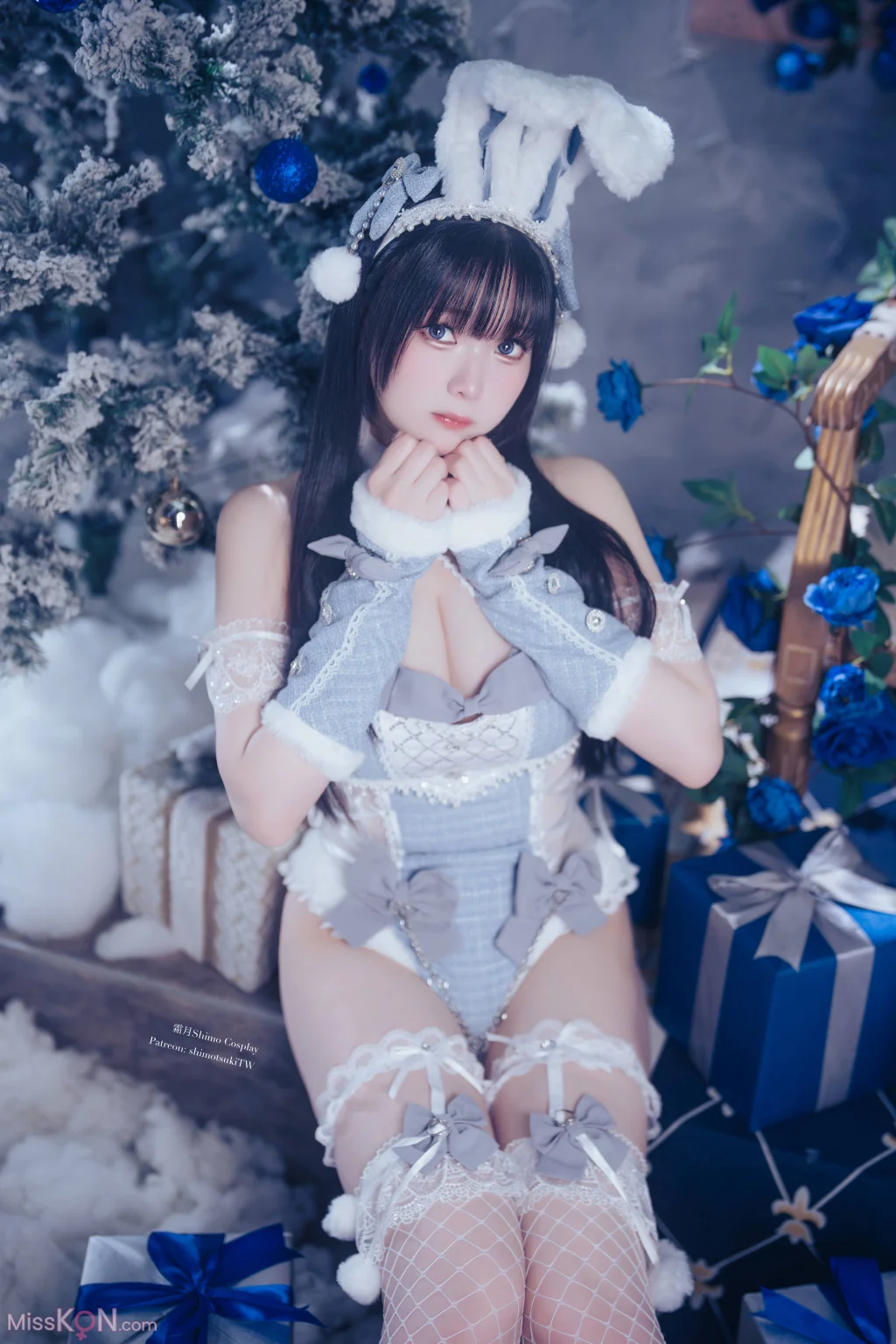 Coser@霜月shimo: 2025 Present 02 (16 photos + 3 videos)