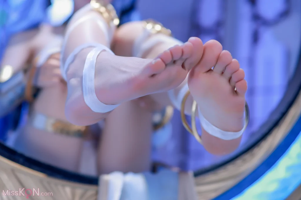 Coser@水淼Aqua: 鸣潮 尤诺 (110 photos)