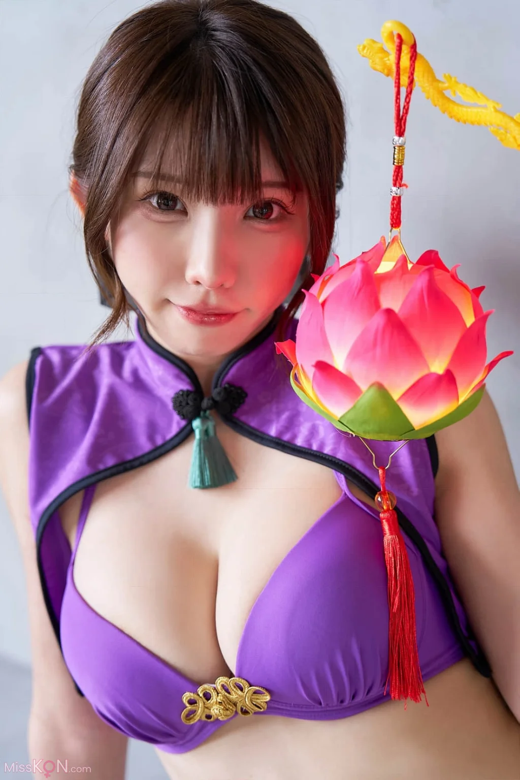 [JP] Enako (えなこ): 漫画アクションデジタル写真集 「清く、熱く。」 (52 photos) – Page 2