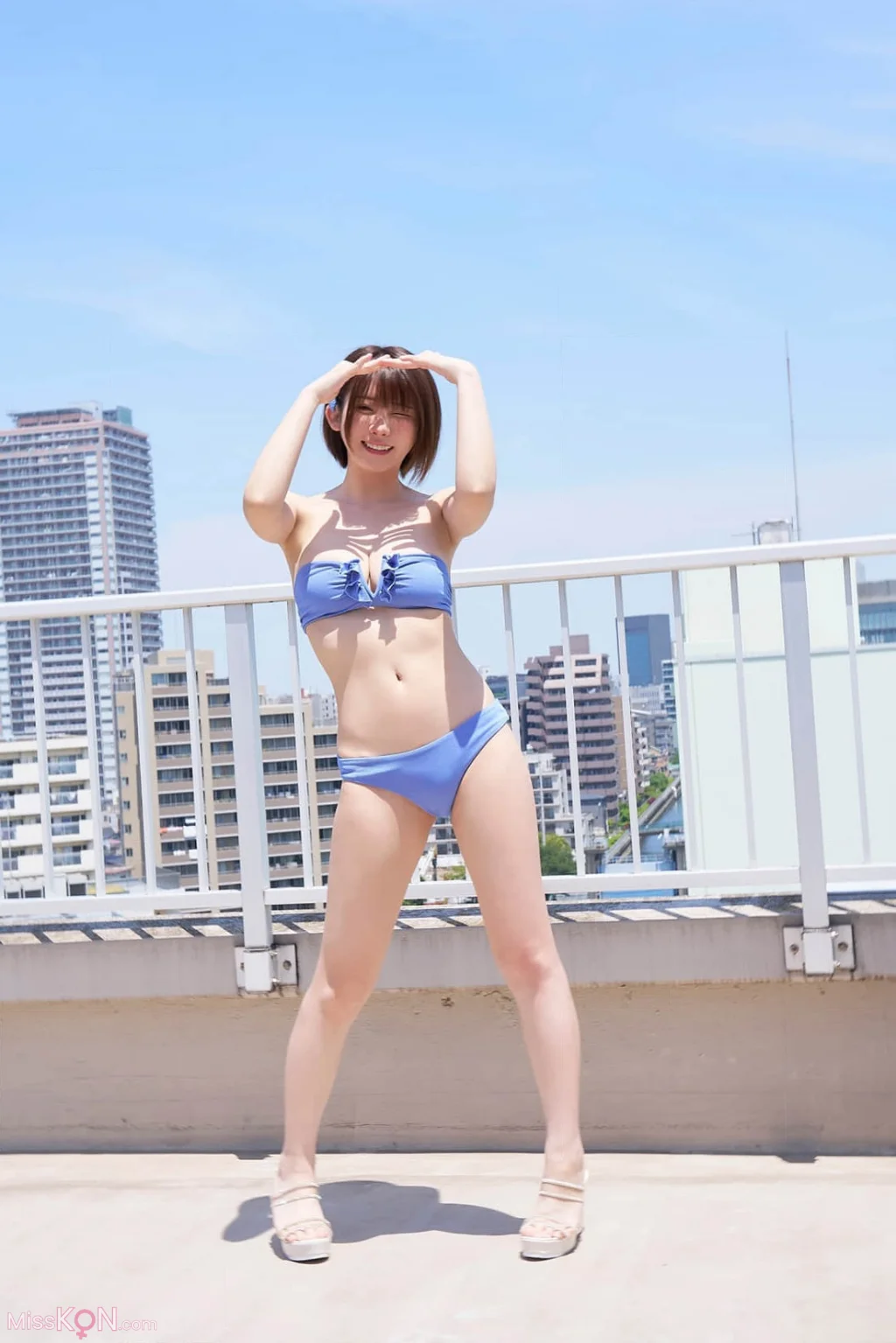 [JP] Enako (えなこ): 漫画アクションデジタル写真集 「清く、熱く。」 (52 photos) – Page 3