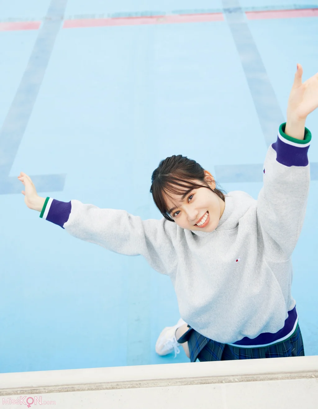 [JP] Sayuri Date (伊達さゆり): 1st写真集 あしあと (121 photos)