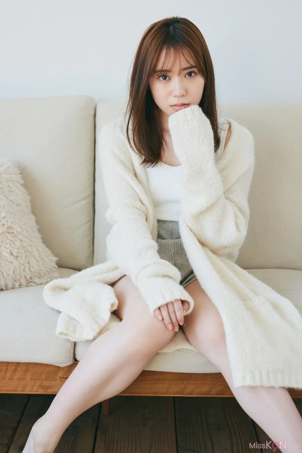 [JP] Sayuri Date (伊達さゆり): WHITE graph デジタル写真集 (64 photos)