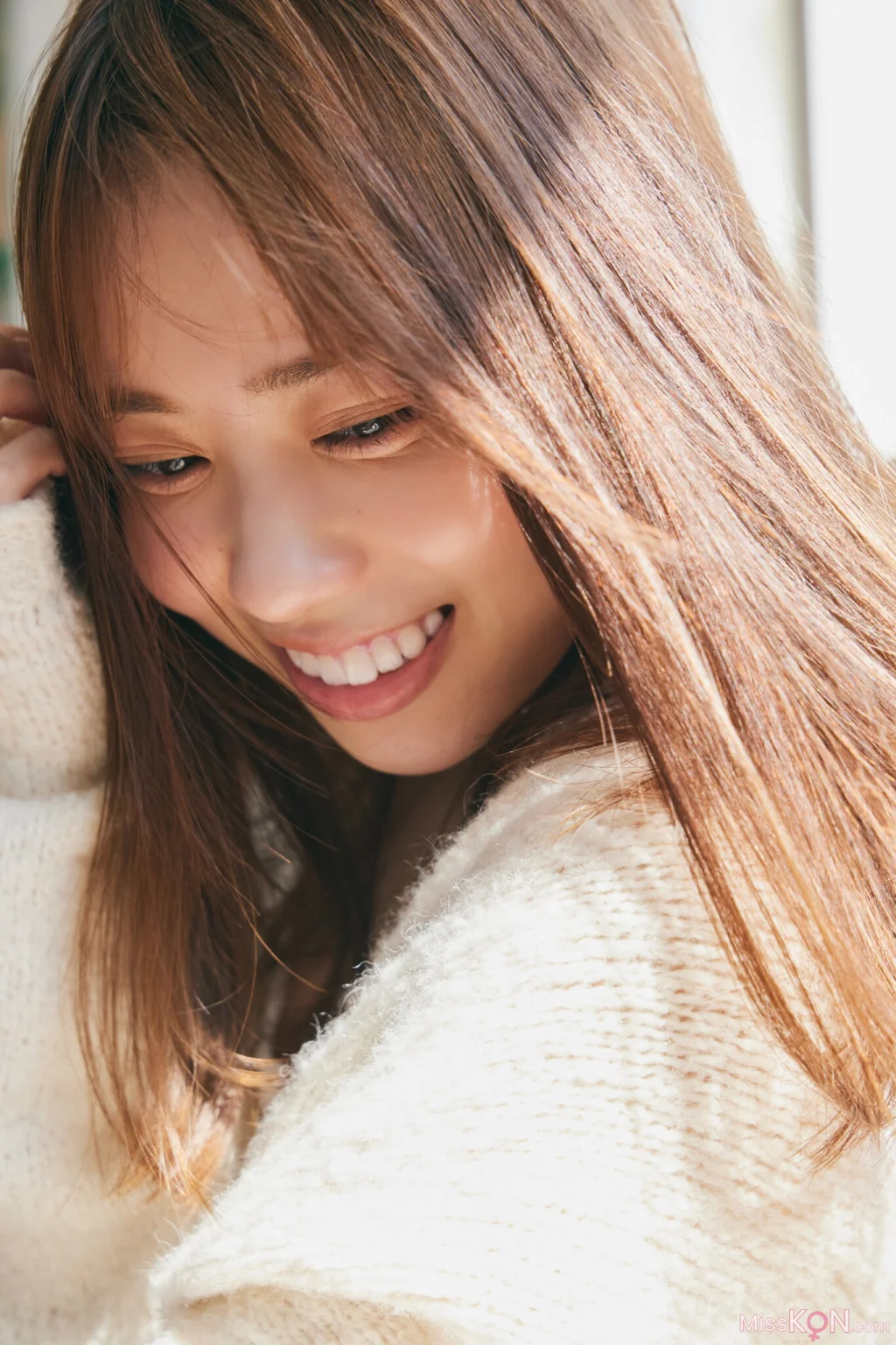 [JP] Sayuri Date (伊達さゆり): WHITE graph デジタル写真集 (64 photos)