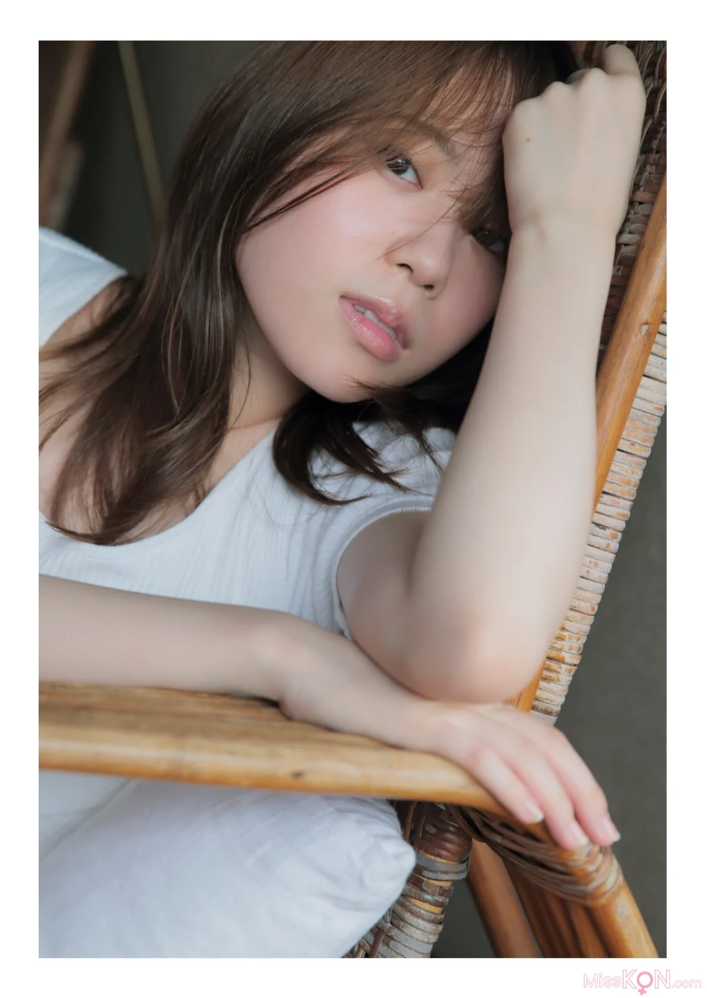 [JP] Sayuri Date (伊達さゆり): 写真集 「Sparkling Smile」 (47 photos) – Page 2