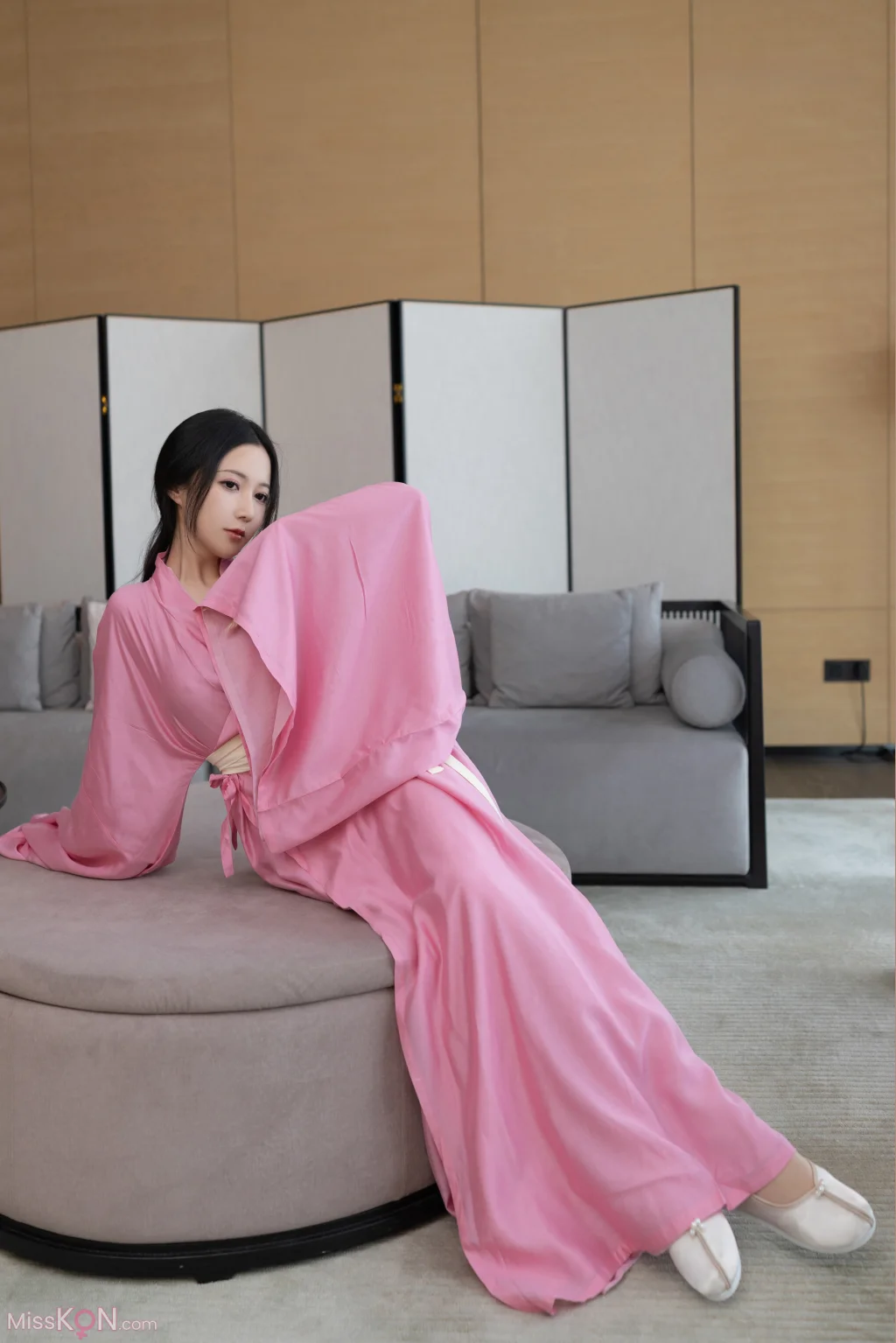 [内购无水印] 鱼子酱Fish: 秀人网模特 月影纱 (120 photos)