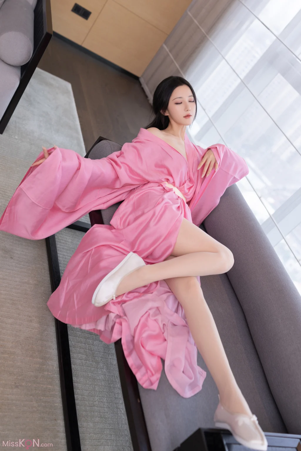 [内购无水印] 鱼子酱Fish: 秀人网模特 月影纱 (120 photos) – Page 2
