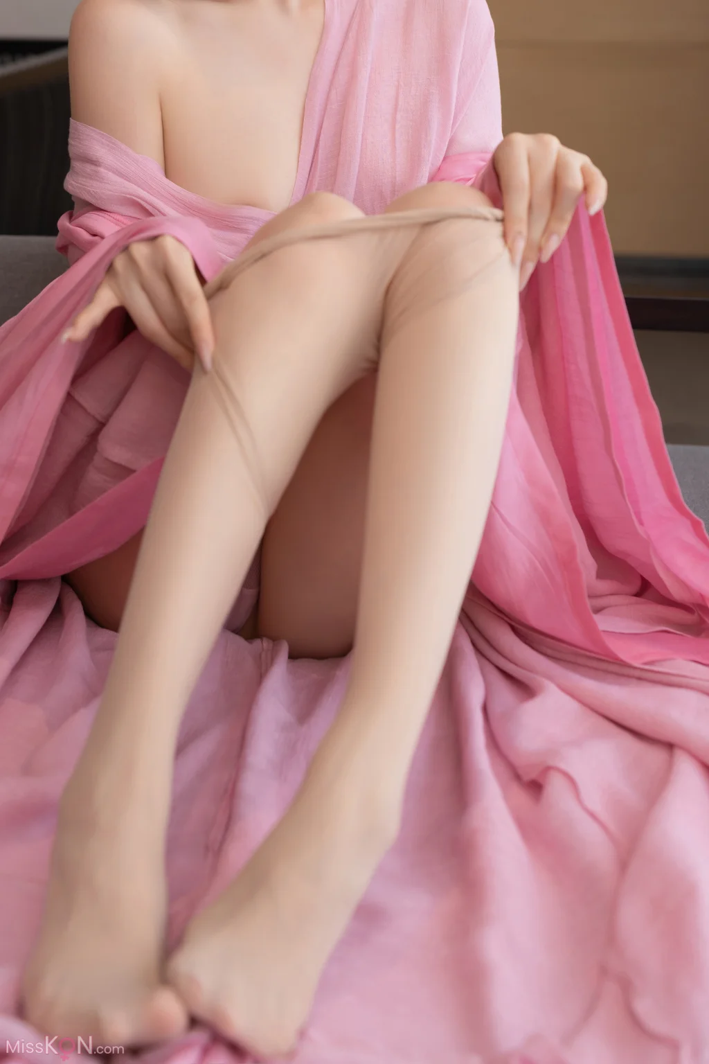 [内购无水印] 鱼子酱Fish: 秀人网模特 月影纱 (120 photos) – Page 2