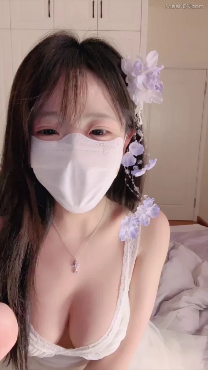 才不是悦悦: 青春美少女范本 无懈可击 (34 photos + 5 videos)