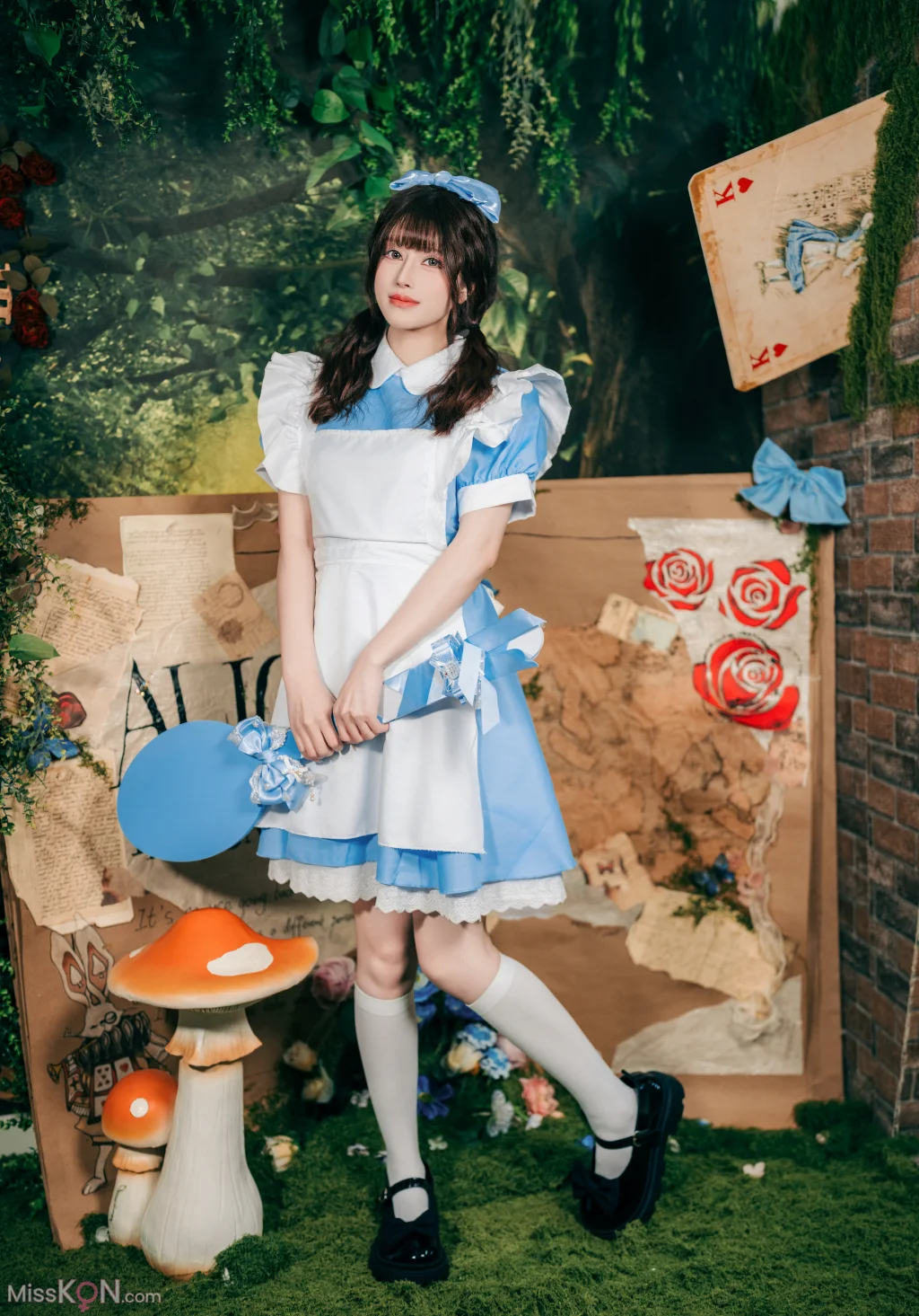 Coser@鹿八岁: 爱丽丝梦游仙境 (24 photos)