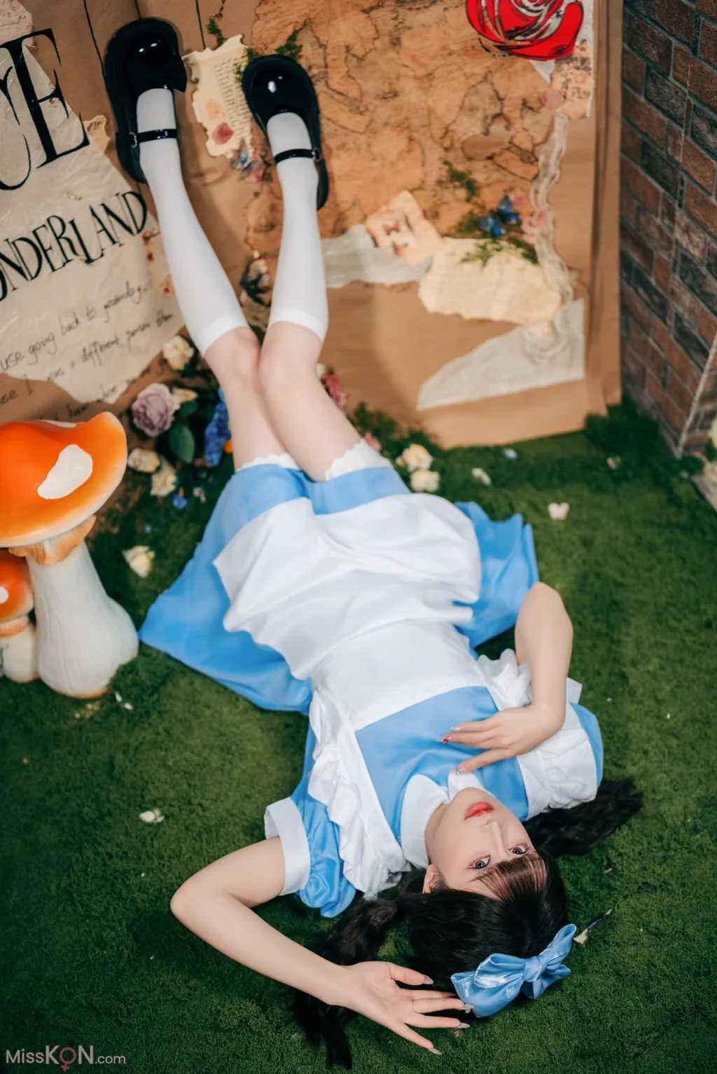 Coser@鹿八岁: 爱丽丝梦游仙境 (24 photos) – Page 2