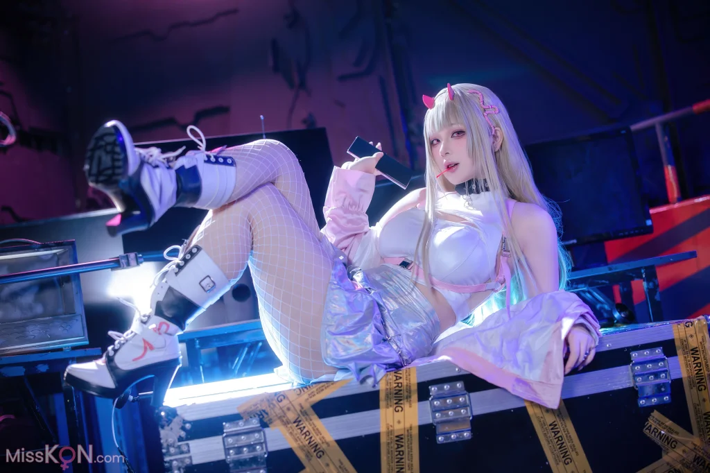 Coser@屿鱼: 胜利女神：妮姬 毒蛇 (86 photos)