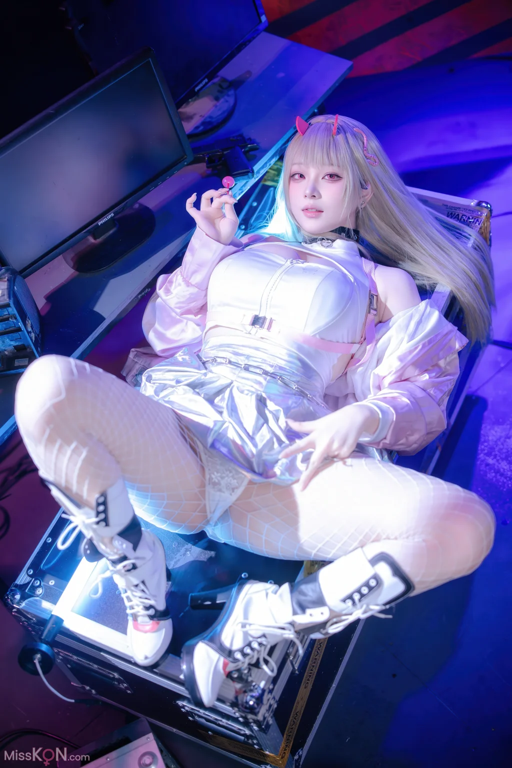 Coser@屿鱼: 胜利女神：妮姬 毒蛇 (86 photos)