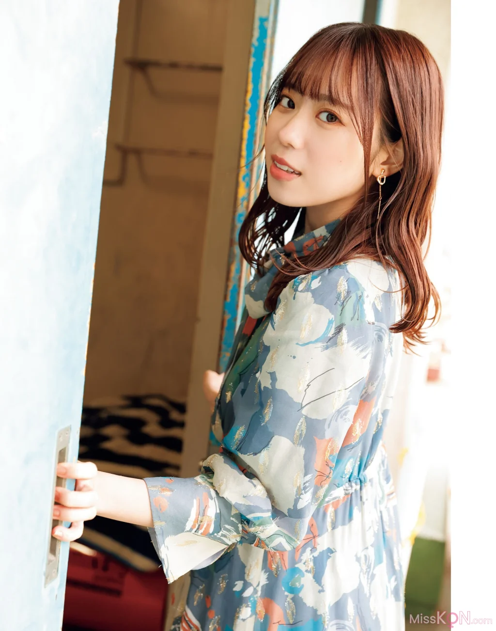 [JP] Sayuri Date (伊達さゆり): フォト＆インタビューブック 〜置いてきた傘と地図〜 (251 photos)