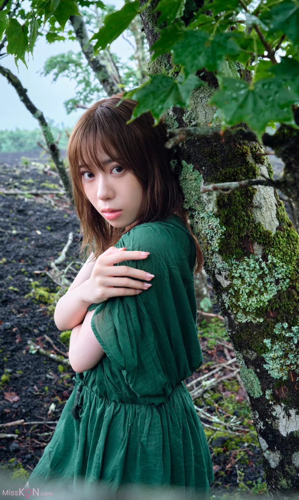 [JP] Sayuri Date (伊達さゆり): 写真集 OVER／「My Girl」 PHOTO BOOK (101 photos)