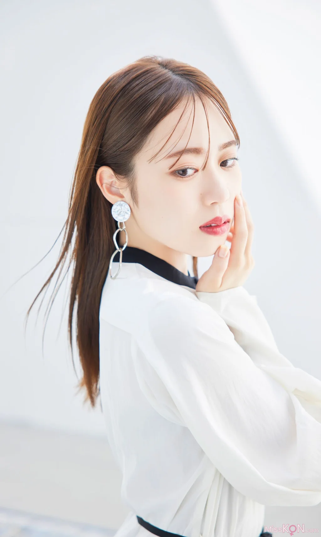 [JP] Sayuri Date (伊達さゆり): 写真集 always／「My Girl」 PHOTO BOOK (59 photos)