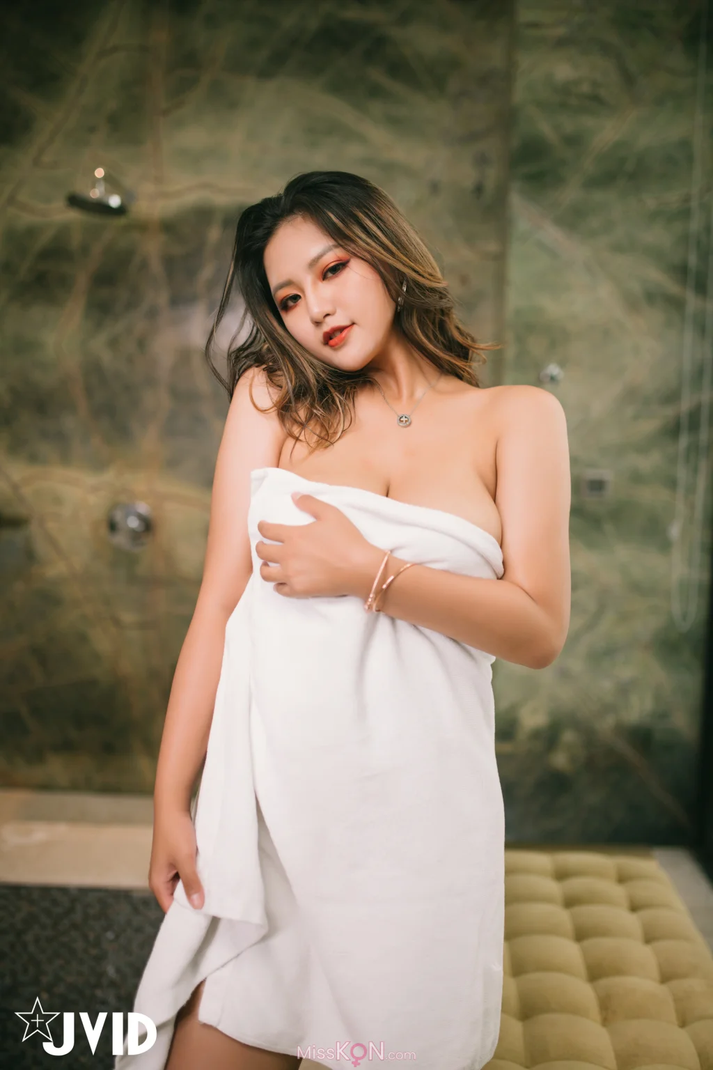 [JVID] Agelia安吉: 爆乳风俗娘全身心地事奉-乳推全裸互动全身性按摩-为您服务 Body Massage (43 photos + 2 videos) – Page 2