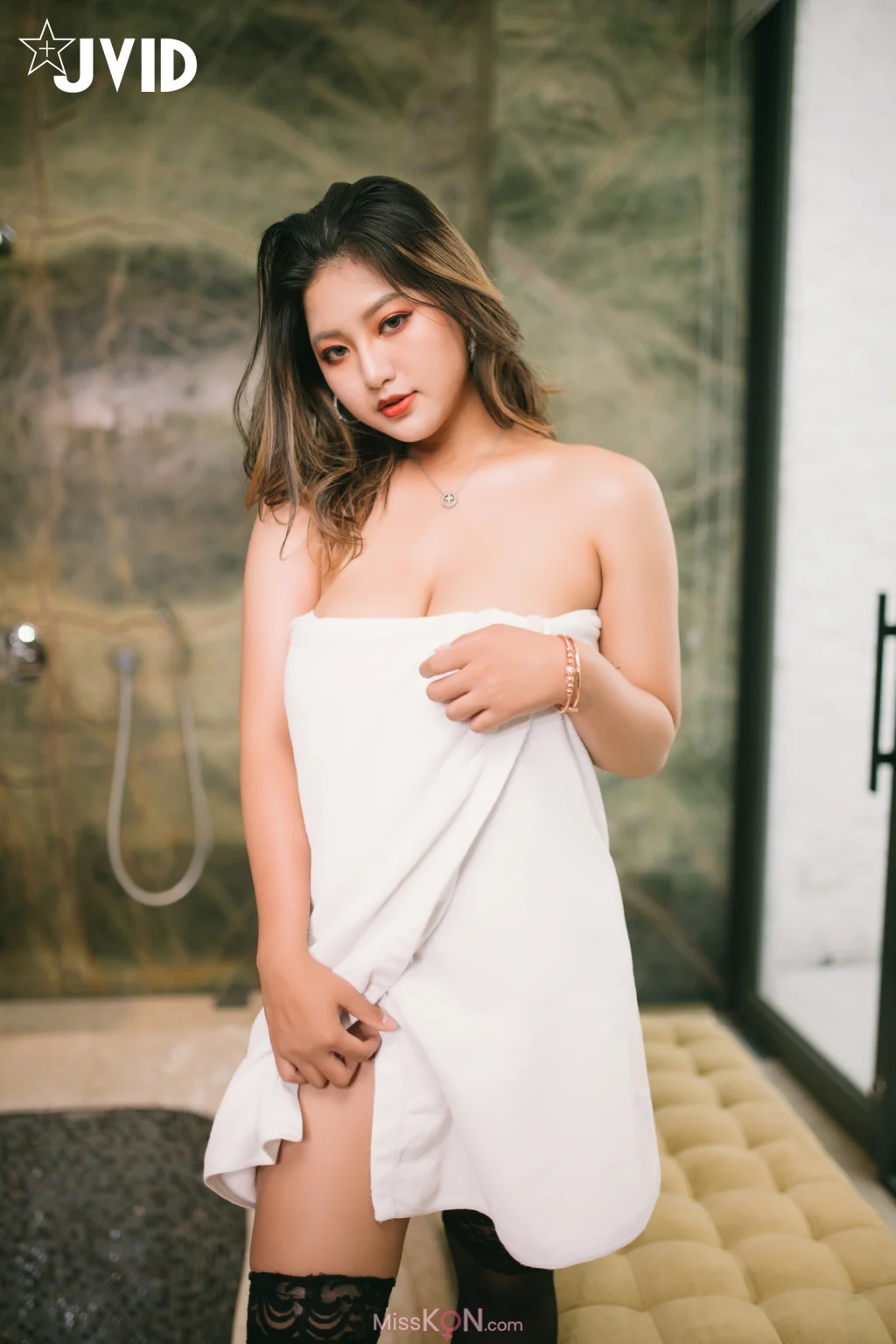 [JVID] Agelia安吉: 爆乳风俗娘全身心地事奉-乳推全裸互动全身性按摩-为您服务 Body Massage (43 photos + 2 videos) – Page 2