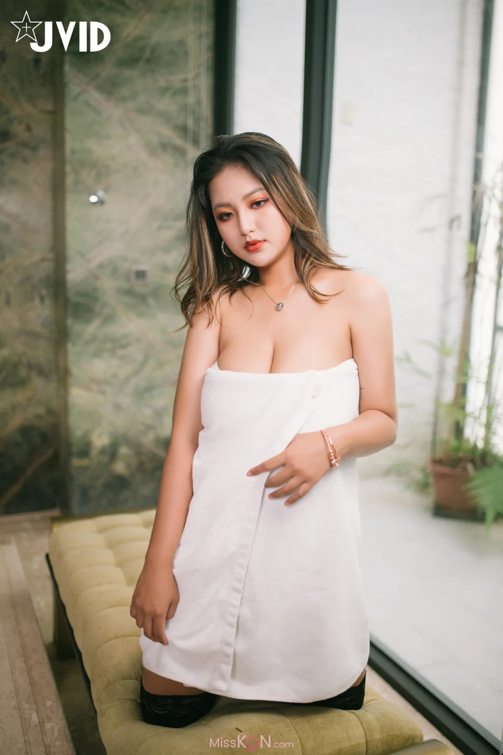 [JVID] Agelia安吉: 爆乳风俗娘全身心地事奉-乳推全裸互动全身性按摩-为您服务 Body Massage (43 photos + 2 videos) – Page 3