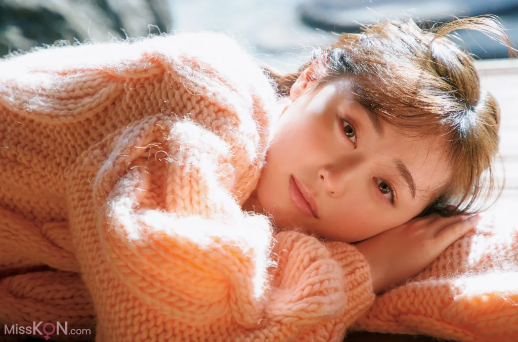 [JP] Haruka Fukuhara (福原遥):【電子版特典画像付き】フォトブック gift (154 photos) – Page 2