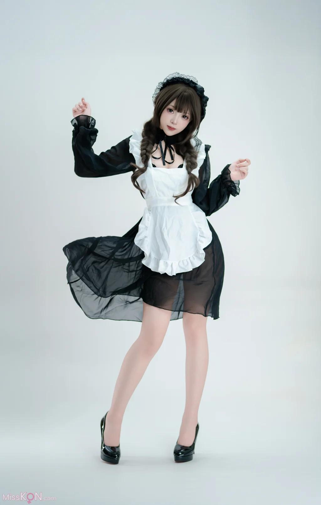 Coser@Bangni邦尼: 枪械女仆 (68 photos + 6 videos)