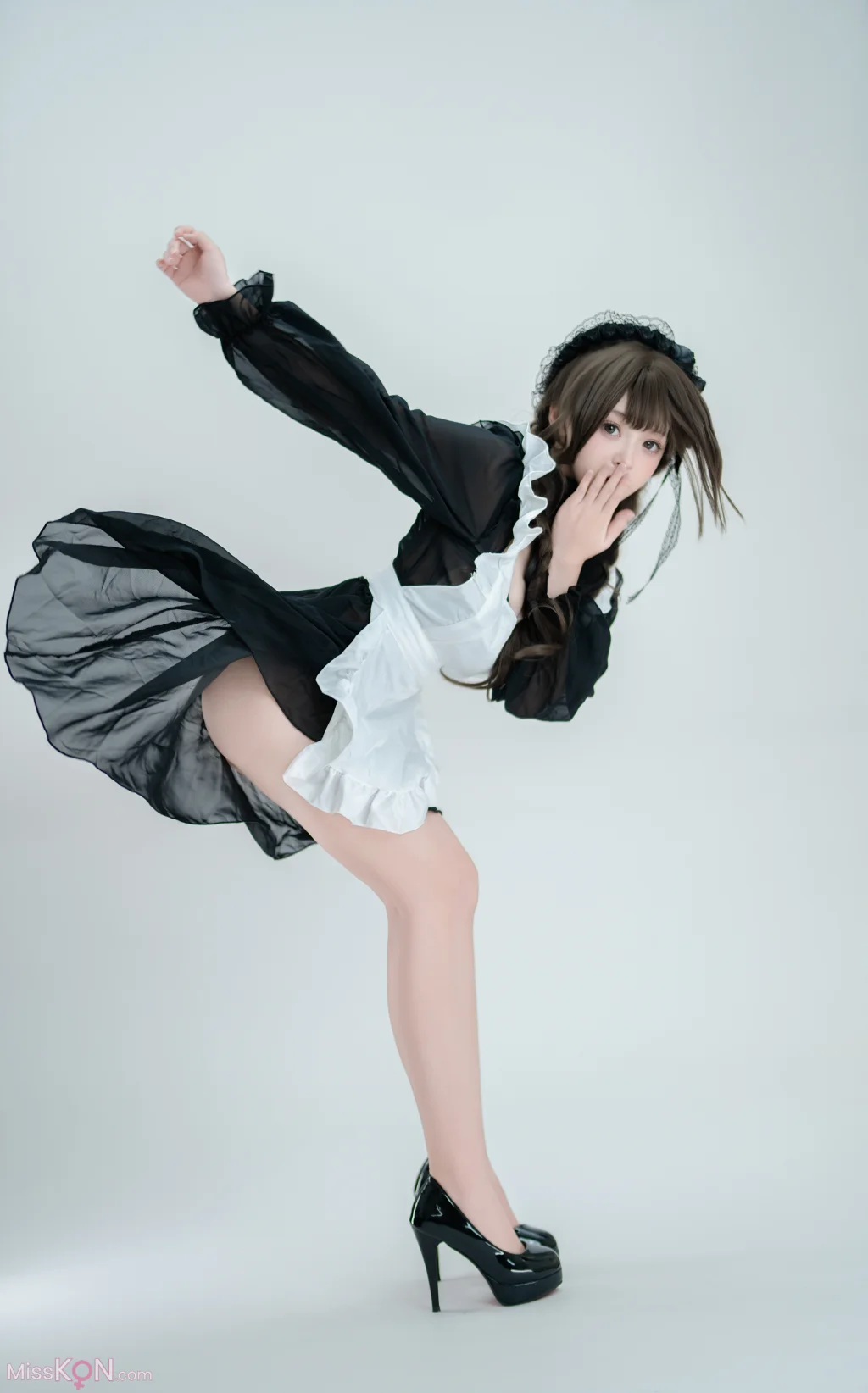 Coser@Bangni邦尼: 枪械女仆 (68 photos + 6 videos)