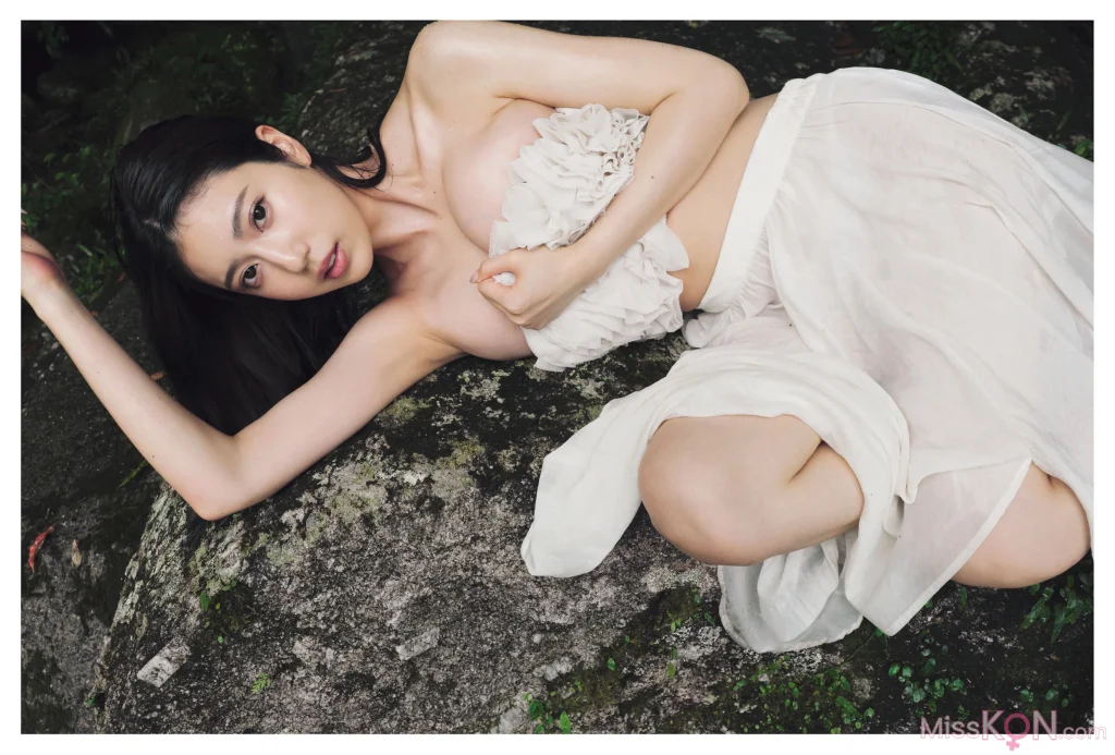 [JP] Natsuki Abe (阿部なつき): Pursuit 追求 (76 photos)
