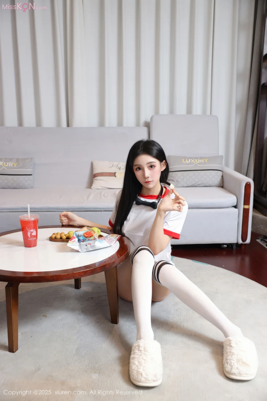 XIUREN No.11110: 许微微呀 (87 photos)