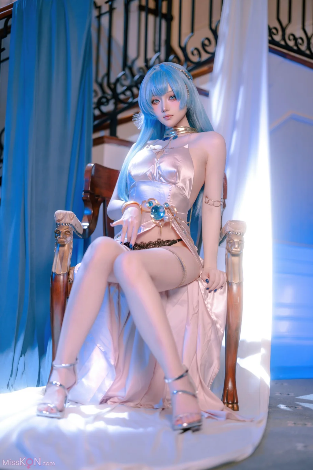 Coser@屿鱼: 胜利女神 妮姬 海伦 礼服 (60 photos)