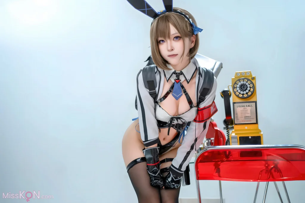 Coser@矢量鱼: 外卖兔女郎 小葵 (40 photos)