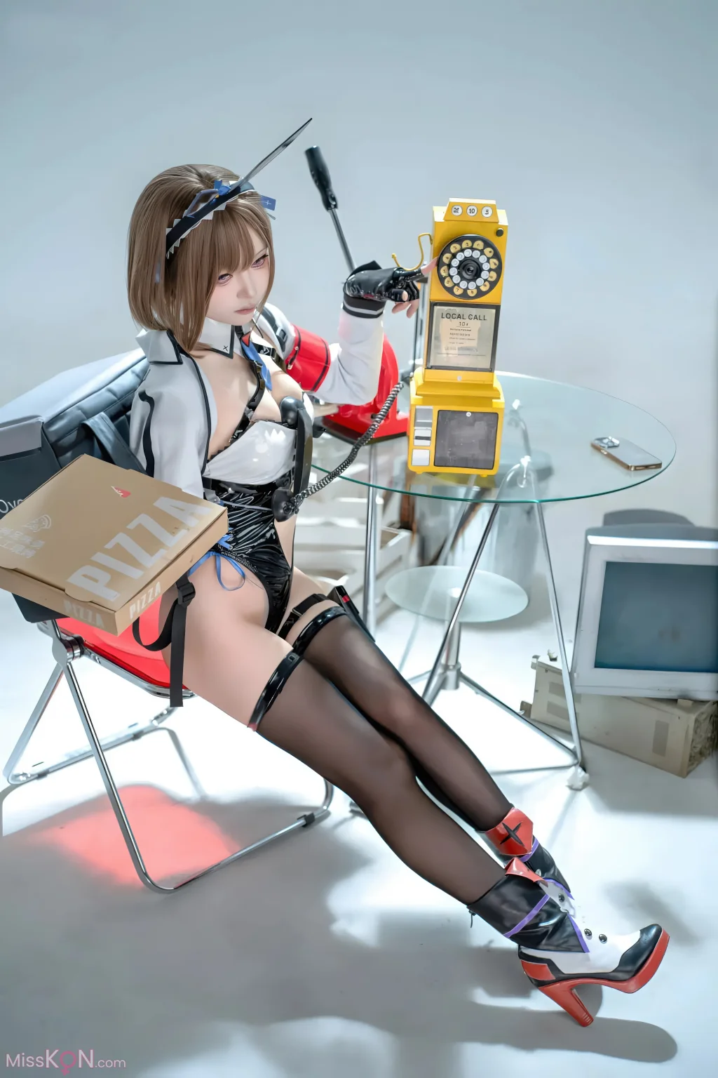 Coser@矢量鱼: 外卖兔女郎 小葵 (40 photos)