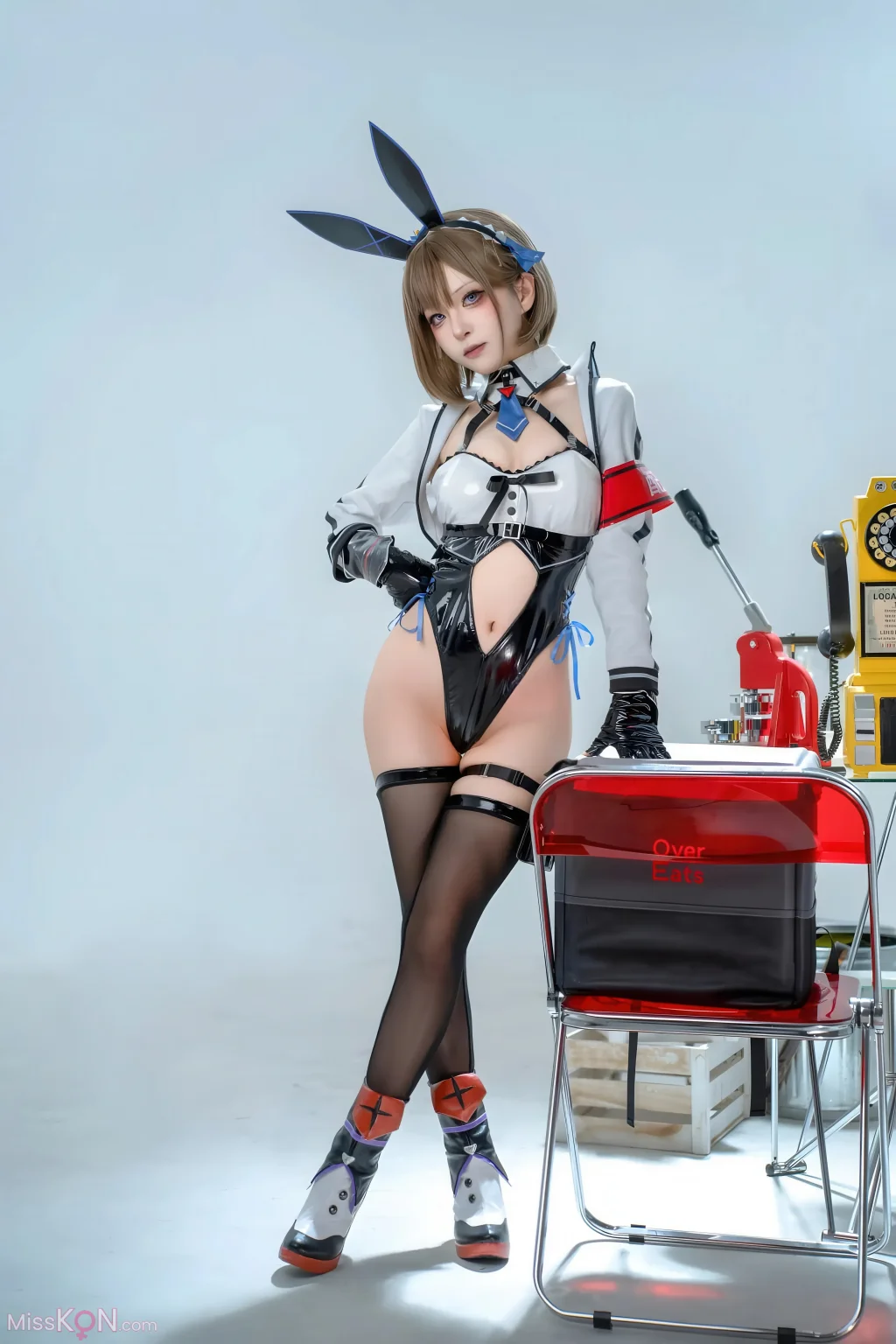 Coser@矢量鱼: 外卖兔女郎 小葵 (40 photos)