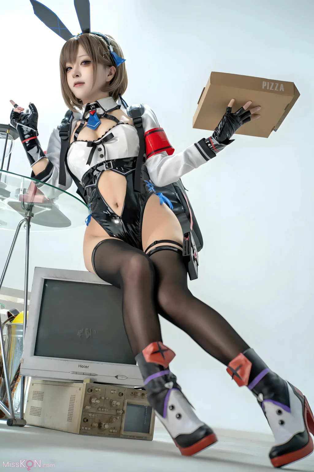 Coser@矢量鱼: 外卖兔女郎 小葵 (40 photos) – Page 2