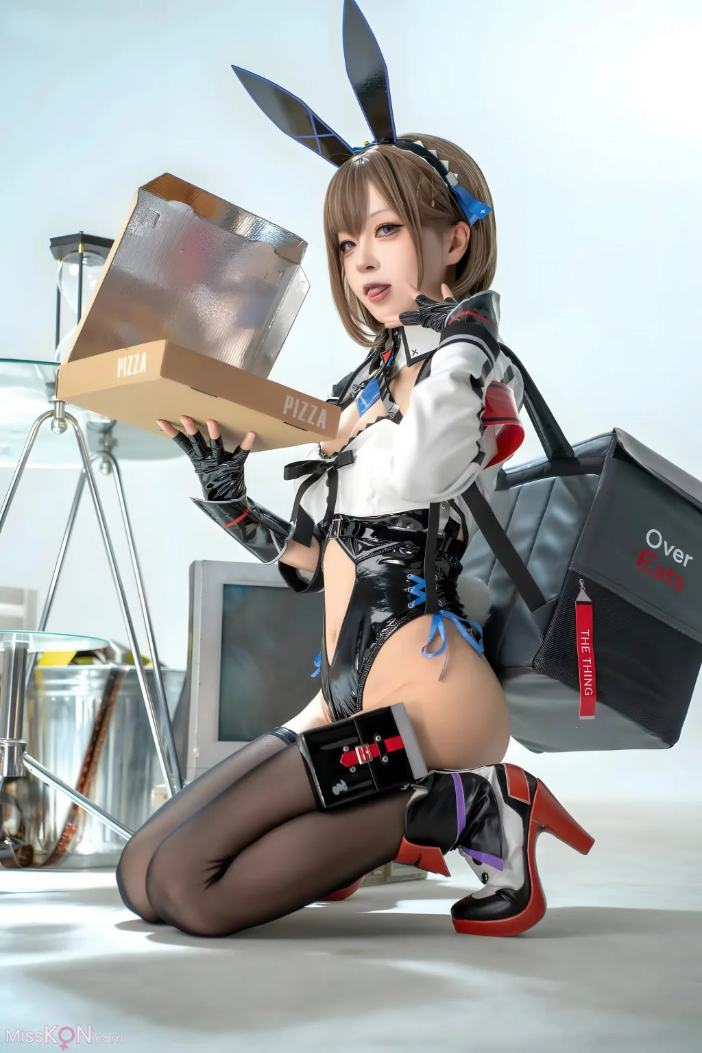 Coser@矢量鱼: 外卖兔女郎 小葵 (40 photos) – Page 2