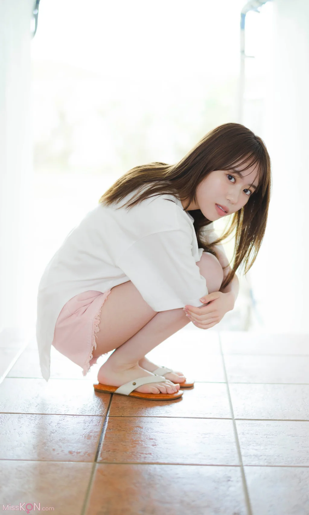 [JP] Sayuri Date (伊達さゆり):【デジタル限定】写真集「雨恋ダイアリー」 (週プレ PHOTO BOOK) (82 photos)