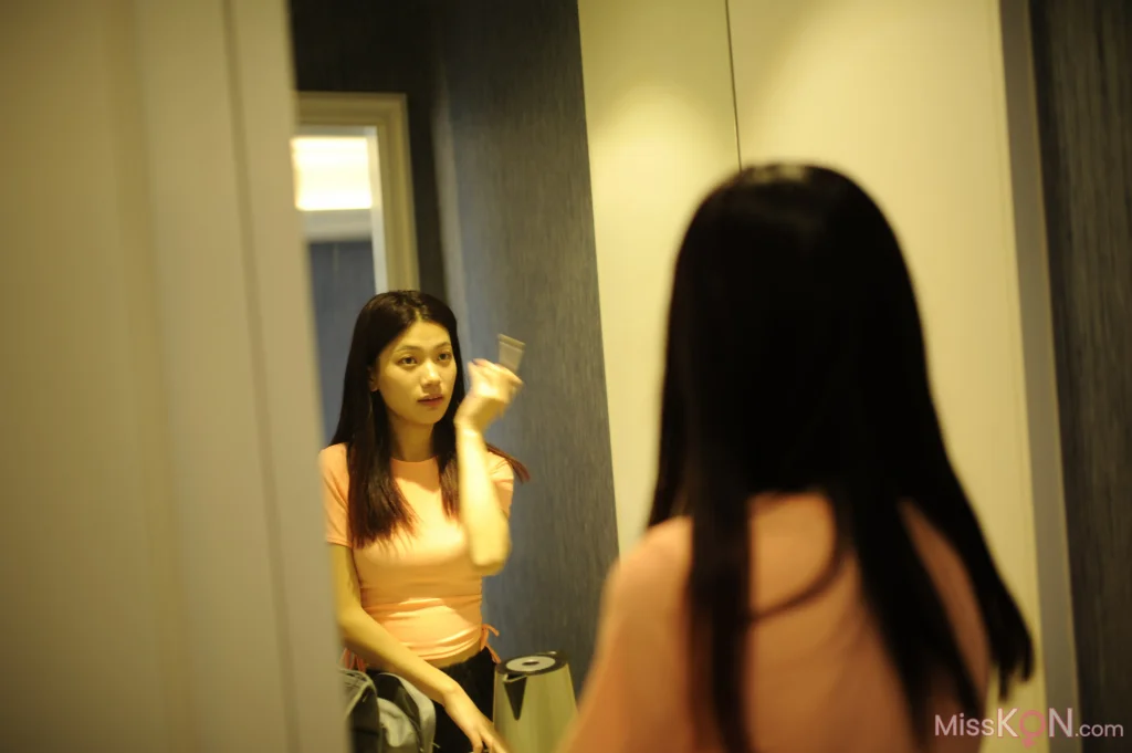 [Private Photoshoot] 熙媛: 女神学妹  全尺度私拍 特写超肥嫩鲍 (1297 photos)