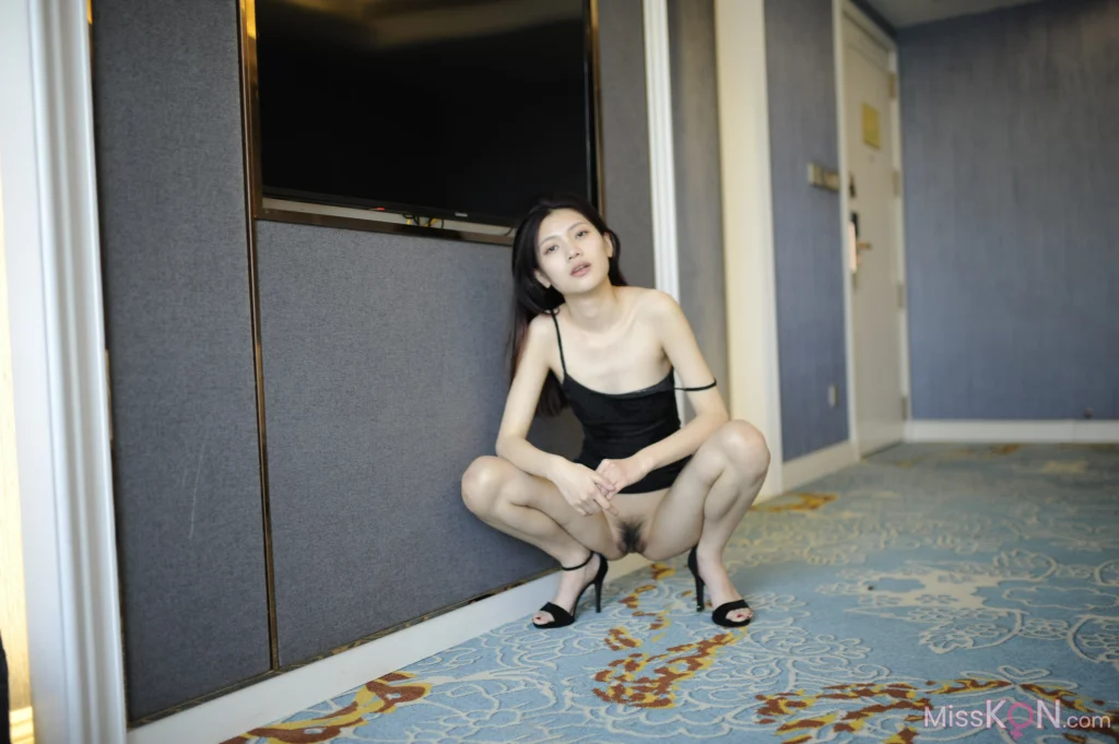 [Private Photoshoot] 熙媛: 女神学妹  全尺度私拍 特写超肥嫩鲍 (1297 photos)
