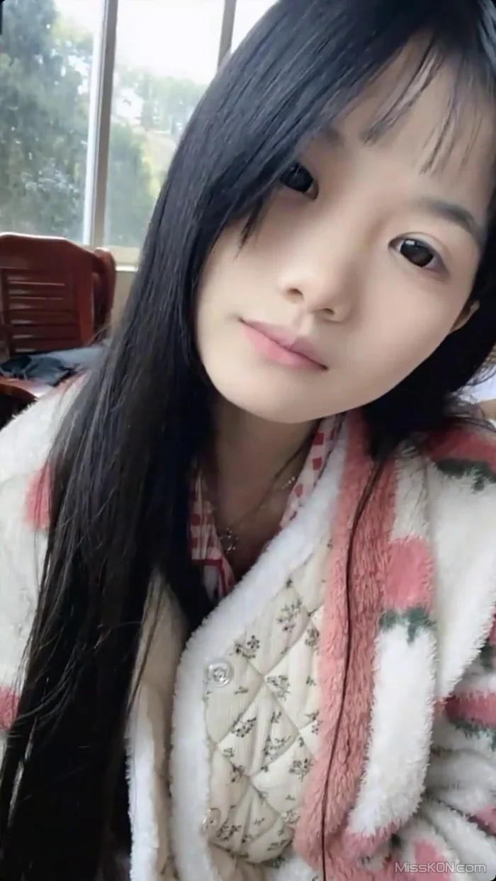 07水嫩宝宝: 绝美农村女孩 村里露出 (43 photos + 6 videos) – Page 2