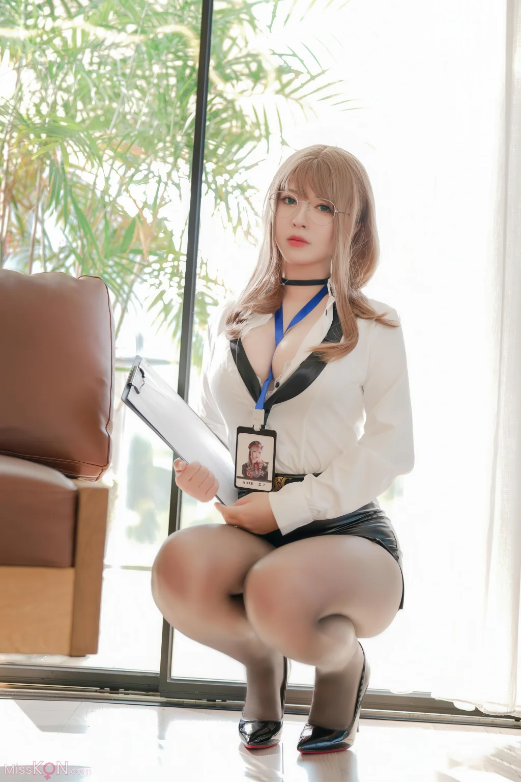 Coser@半半子: Nikke胜利女神 艾玛秘书 (76 photos) – Page 3