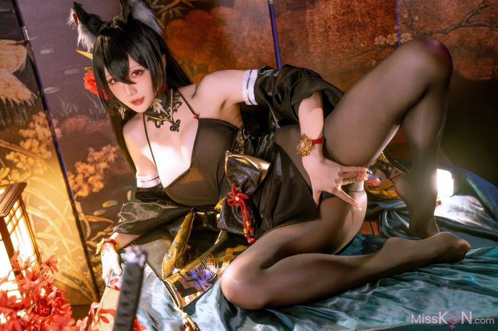 Coser@星之迟迟Hoshilily: 2025年12月计划E 碧蓝航线 近江 (61 photos)