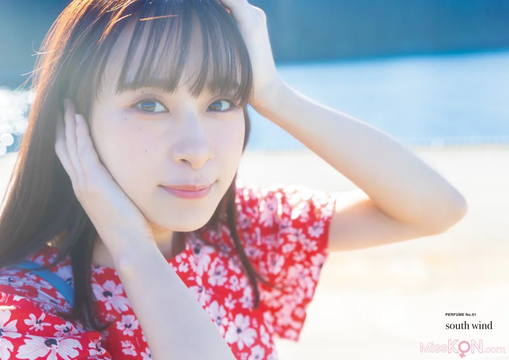 [JP] Kaori Maeda (前田佳織里): 1st写真集 おとなのかおり (声優パラダイス) (154 photos)